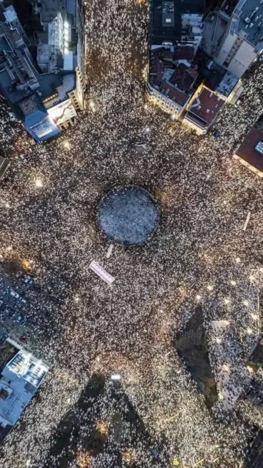 Studenti, omladino, dalje morate sami