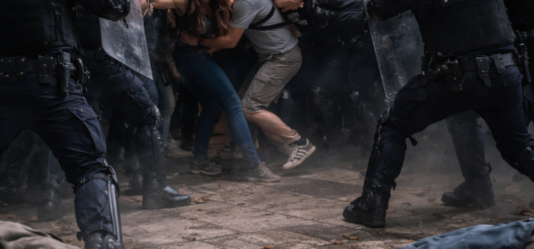 Kada policija “napadne” metafiziku Kada policija “napadne” metafiziku